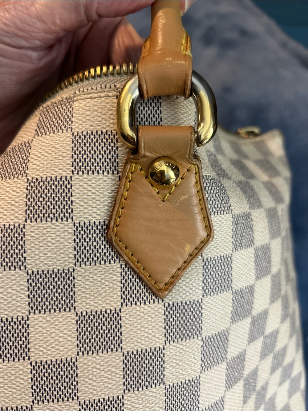 Louis Vuitton Saleya Damier Azur MM Tote - Picture 9 of 16
